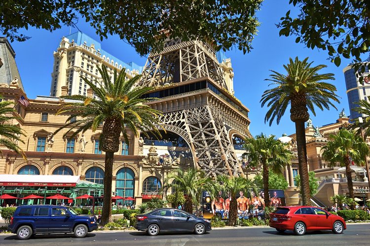 Paris Las Vegas on X: POV: you're walking from your magnifique