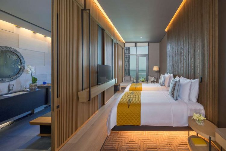 Hotel In Dubai Caesars Palace Bluewaters Ticati Com