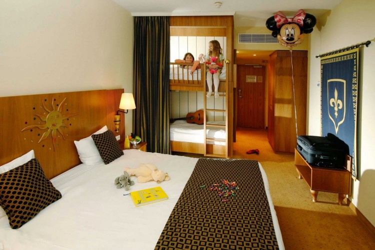 Dream Castle - 4* hotel near Disneyland - free shuttle