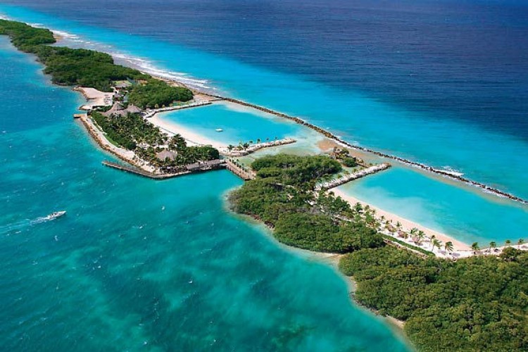 Follow Renaissance - Renaissance Wind Creek Aruba Resort