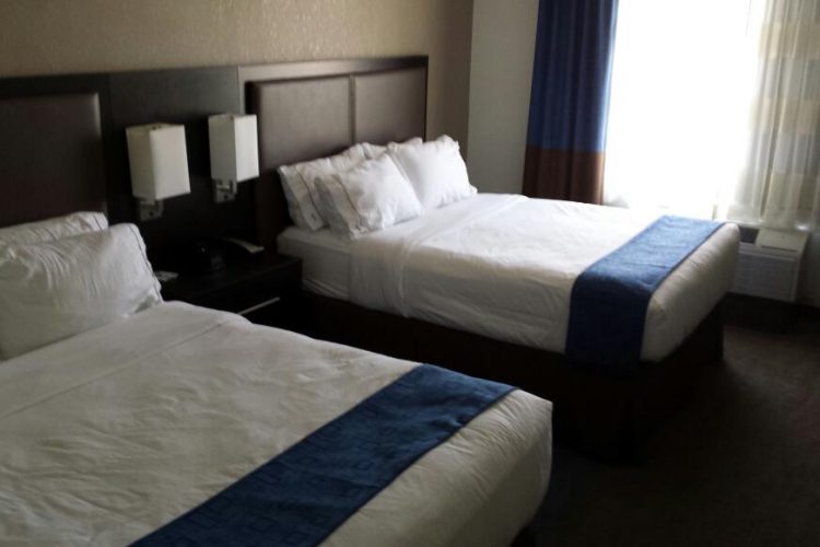 Hotel In Glenpool Holiday Inn Express Suites Glenpool - 